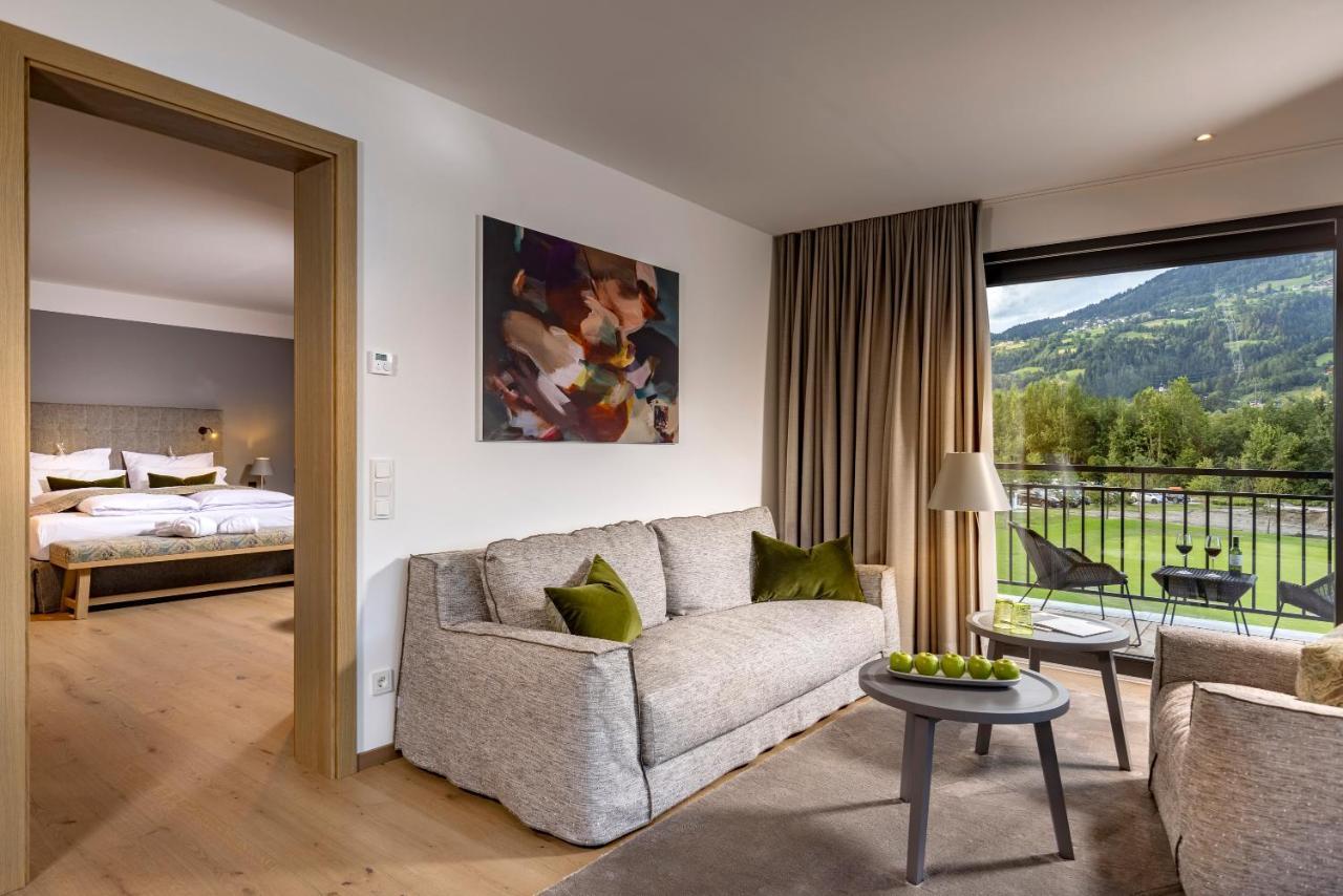 Dolomitengolf Suites Lavant ภายนอก รูปภาพ